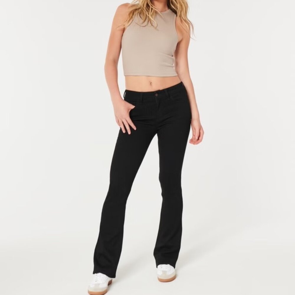 NWT Hollister black mid-rise boot cut jeans (size 6L/28)